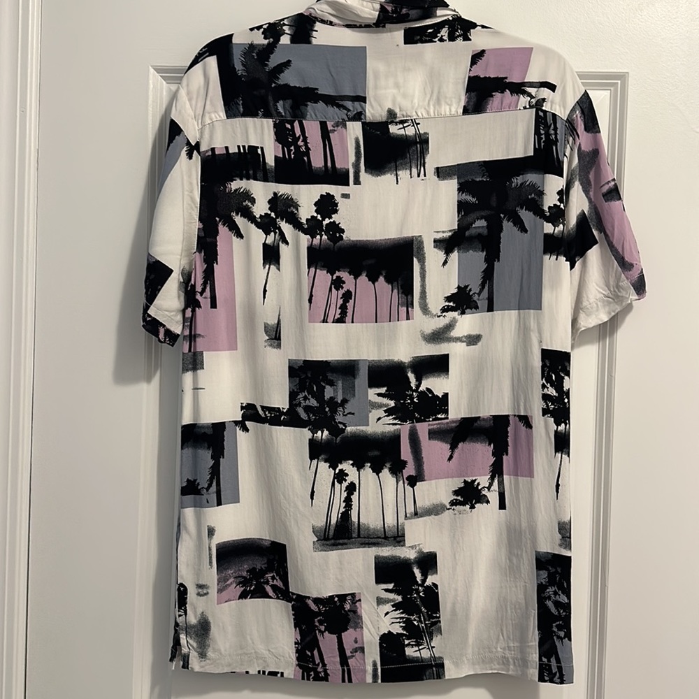 Button down shirt - Picture 4 of 4